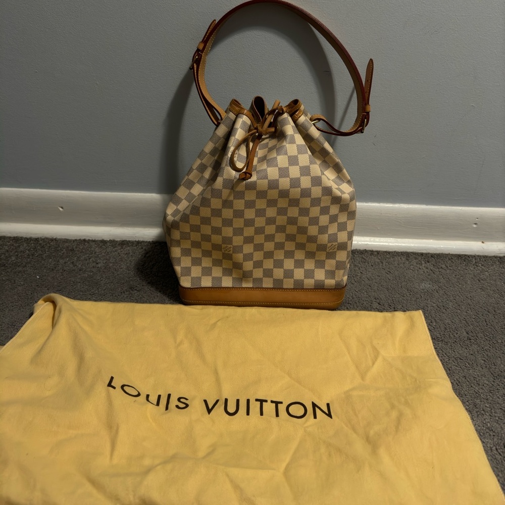Louis Vuitton Damier Azur Beige Canvas and Brown Leather Shoulder Bag - Picture 4 of 16